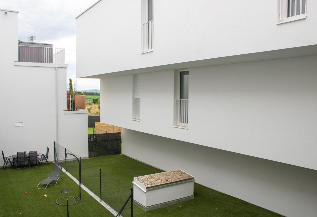 Flat2Go Modern Apartments - Harmony Of City And Nature Vienna Luaran gambar
